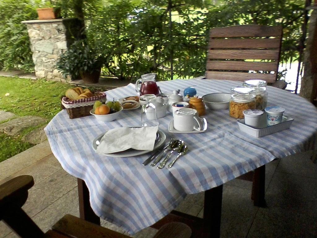 Bed and Breakfast Il Glicine à Zimone Extérieur photo