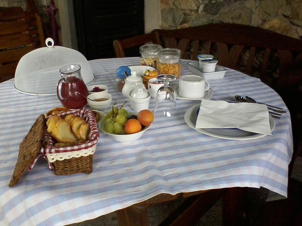 Bed and Breakfast Il Glicine à Zimone Extérieur photo