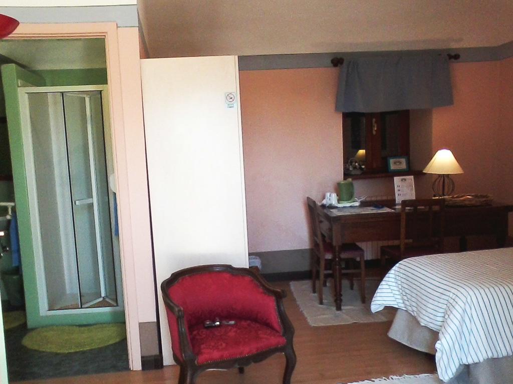 Bed and Breakfast Il Glicine à Zimone Extérieur photo