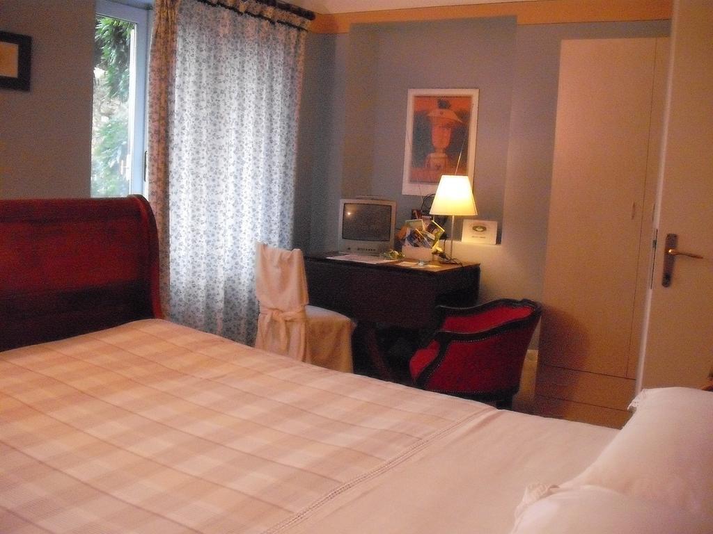 Bed and Breakfast Il Glicine à Zimone Extérieur photo